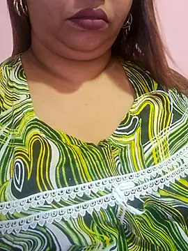 Ravina_patil1 live