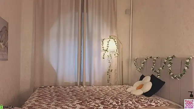 Sally_Ange1 live