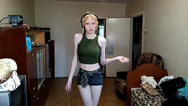 CuteLittleAngel live