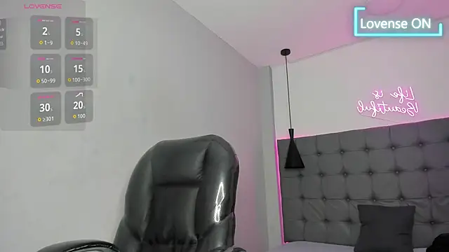 scarletcherry18 live