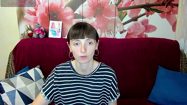 TayanaJons live