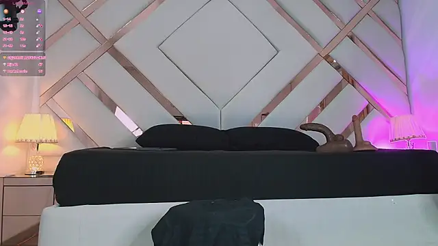 Noa_butterfly_ live