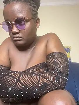 Bustyy_Bitch live