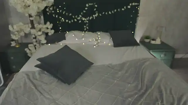 Ella_Butler live