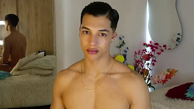 Troye_Williams live