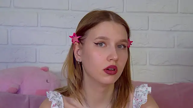LiliLinn live