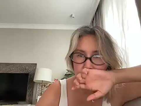 Nivoraja live