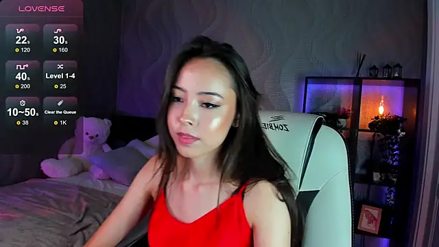 PlayfulPout live