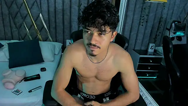 NicolaiKarav live