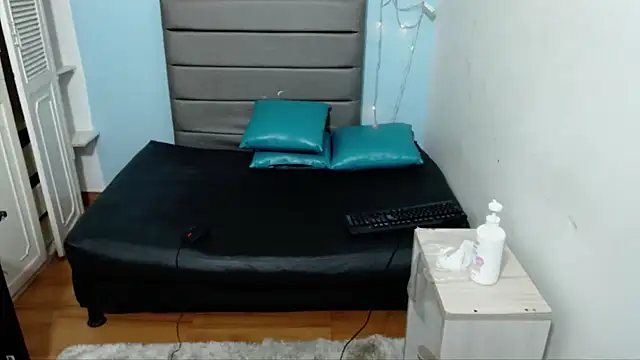casandraroberthrs707 live