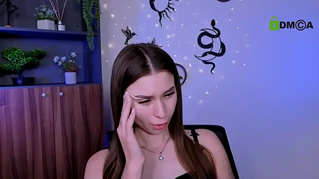 flora_ri live