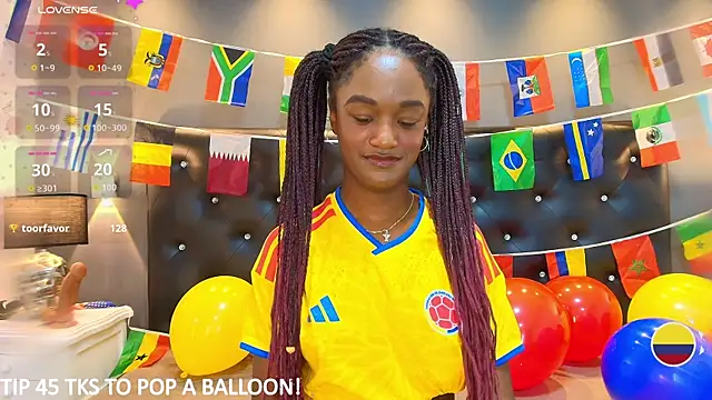 Chloebrunnie live