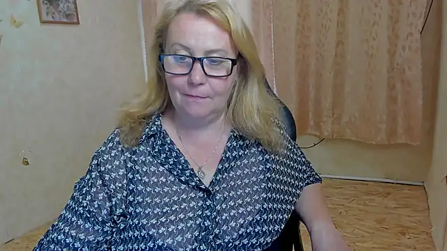 Frau_Marta live