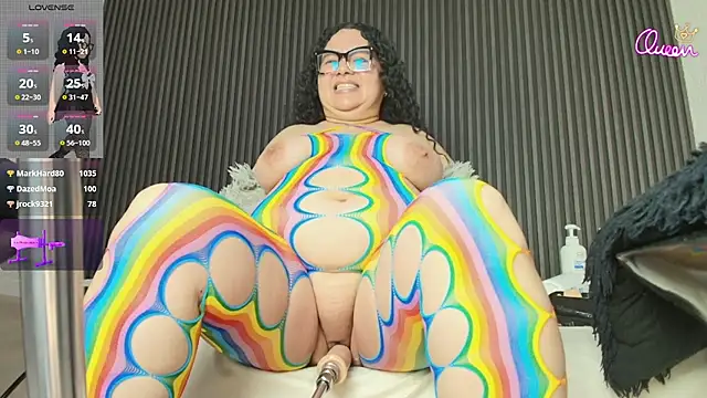 hazel_milf live
