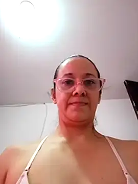nicolle_milf1978 live
