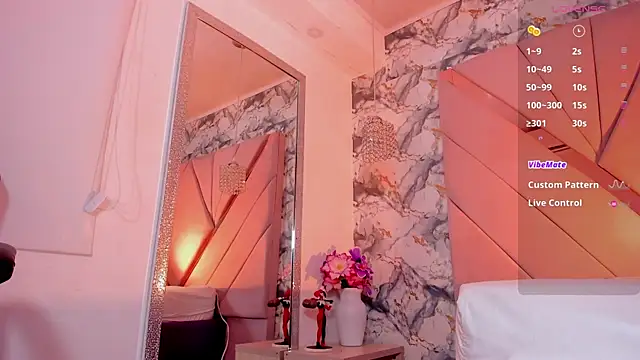 mia_rouxx1 live