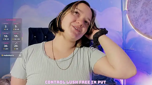 SilviaSmithh live