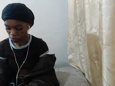 PetiteBarbie_05 live