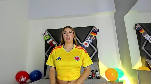 Sara-blakee live