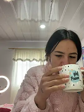 Marianahb-e live