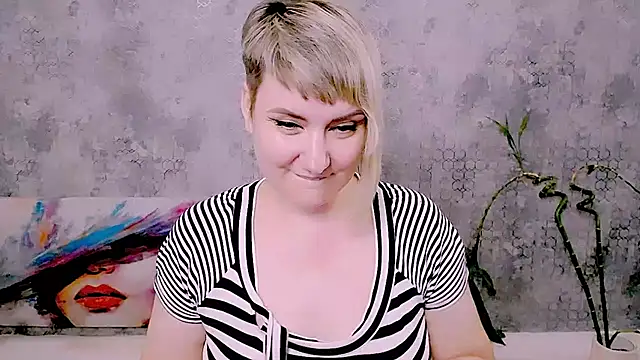 Djullia live
