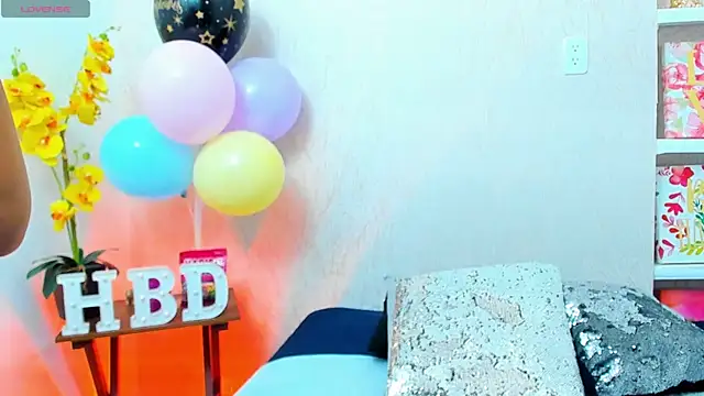ChloeSmith9 live