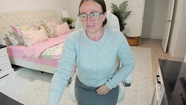 Vika73 live