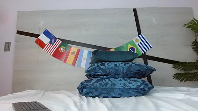 amara_sanchez live