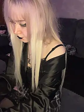 Sindy_Lou live