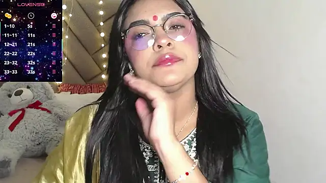 lakshmiraniii live