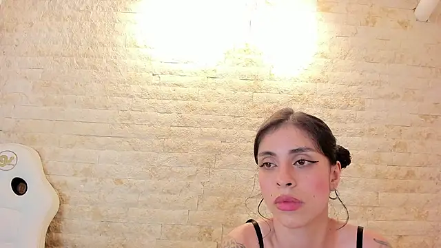 annie_shine_ live