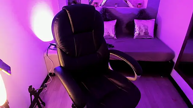 Hanna_Bloomm live