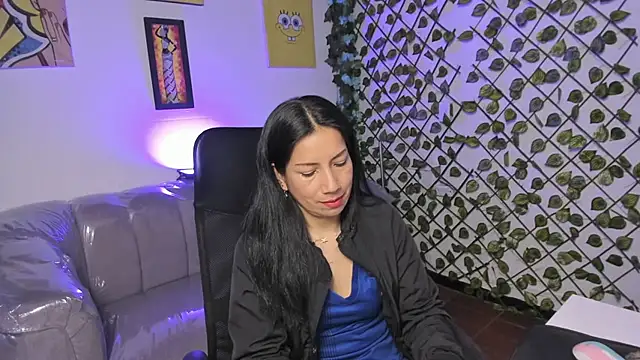 Megaan_Collins live