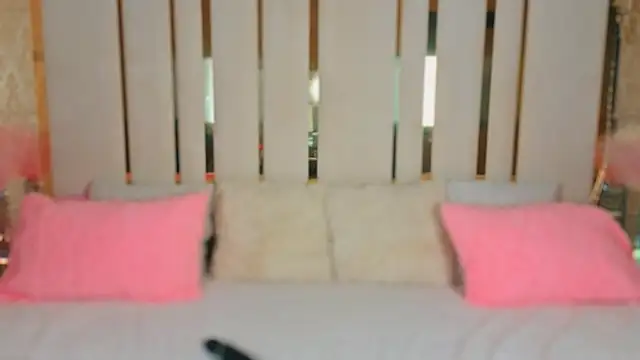Daphne_Moss live