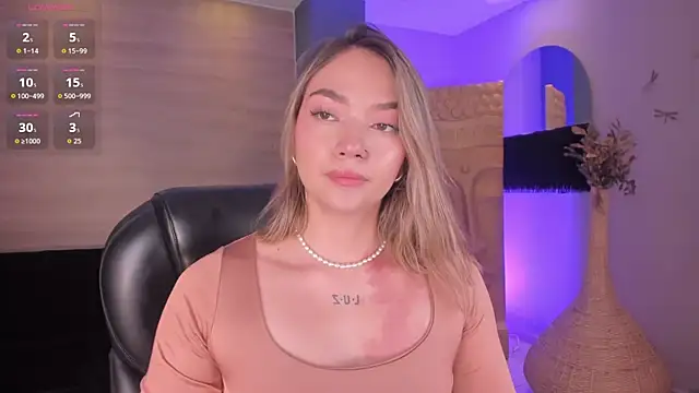 HaleyGreen1 live