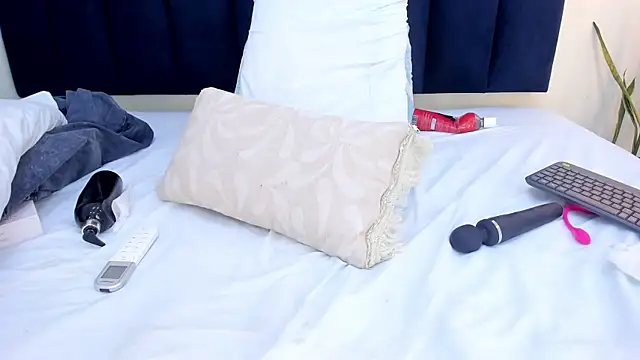 mayaevansmg live