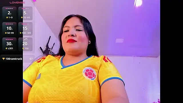 Nikkibounce live