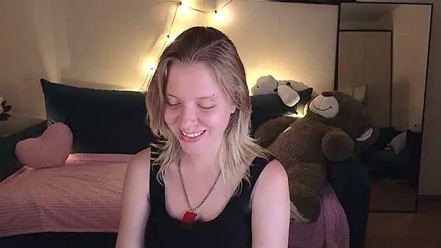 Viki_Charm live