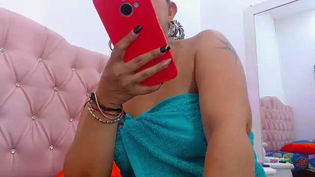 _saray_rose live