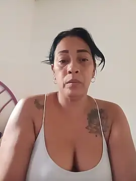 candelahot10 live