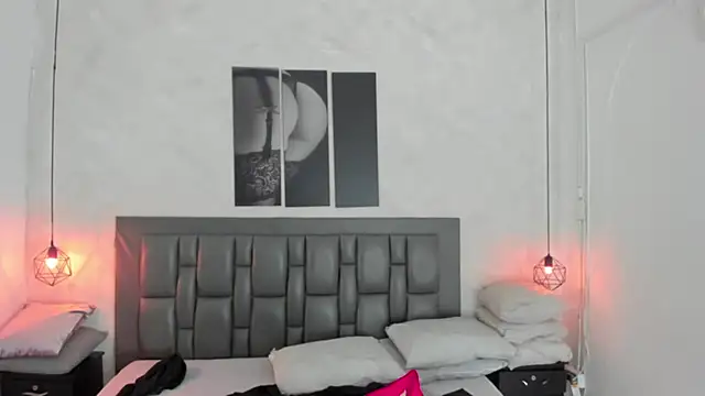 dakota_roussee live