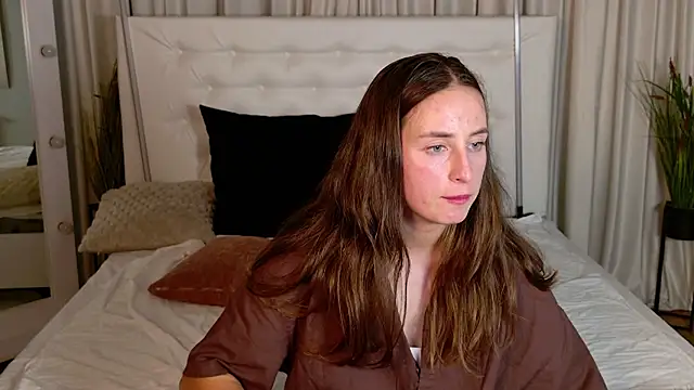 NadinnL live