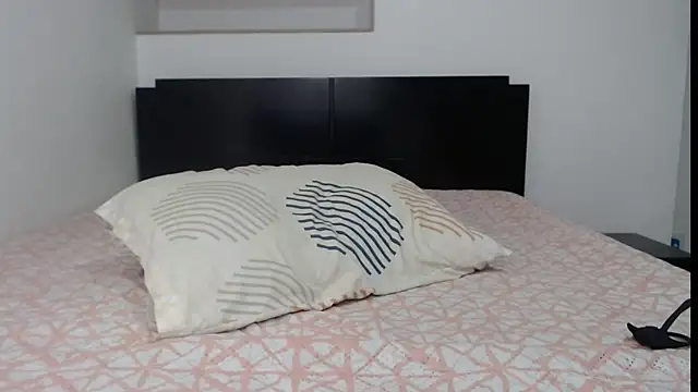 Valeria_Santos_ live