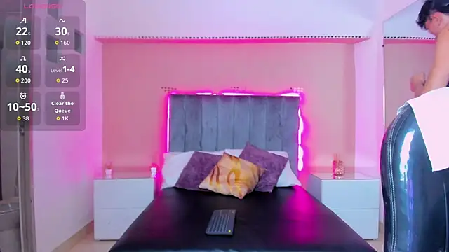 ARIANA_CRI-X live