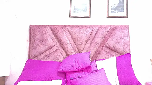 Valentina_Rose_ live