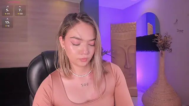 HaleyGreen1 live