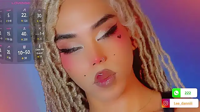 DanniLee_ live