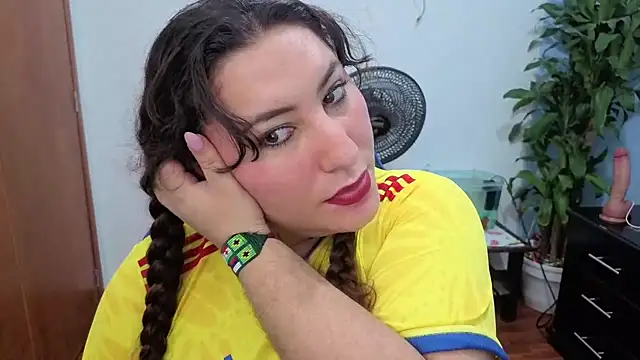 JANNAH_MARTINEZ live