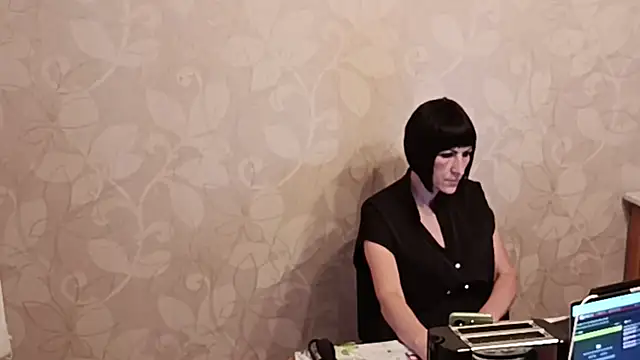 VelvetMansionHQ live