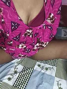 Shivani-tiwari live